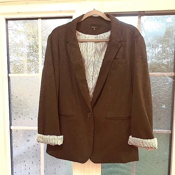 ispiri Jackets & Blazers - Ispiri Plus Size Blazer